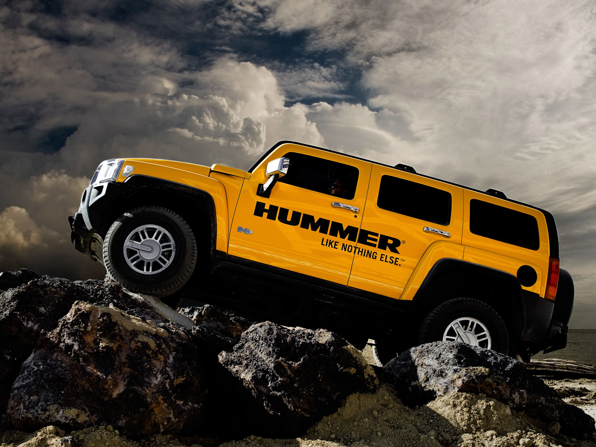 My perfect Hummer H3. 3DTuning probably the best car configurator!